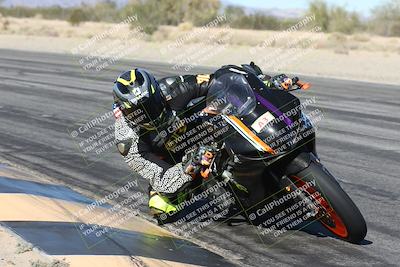 media/Dec-04-2025-Racers Edge (Thu) [[5ebc9f124d]]/2-A Group/1-Session 2 (Turn 7 Inside)/